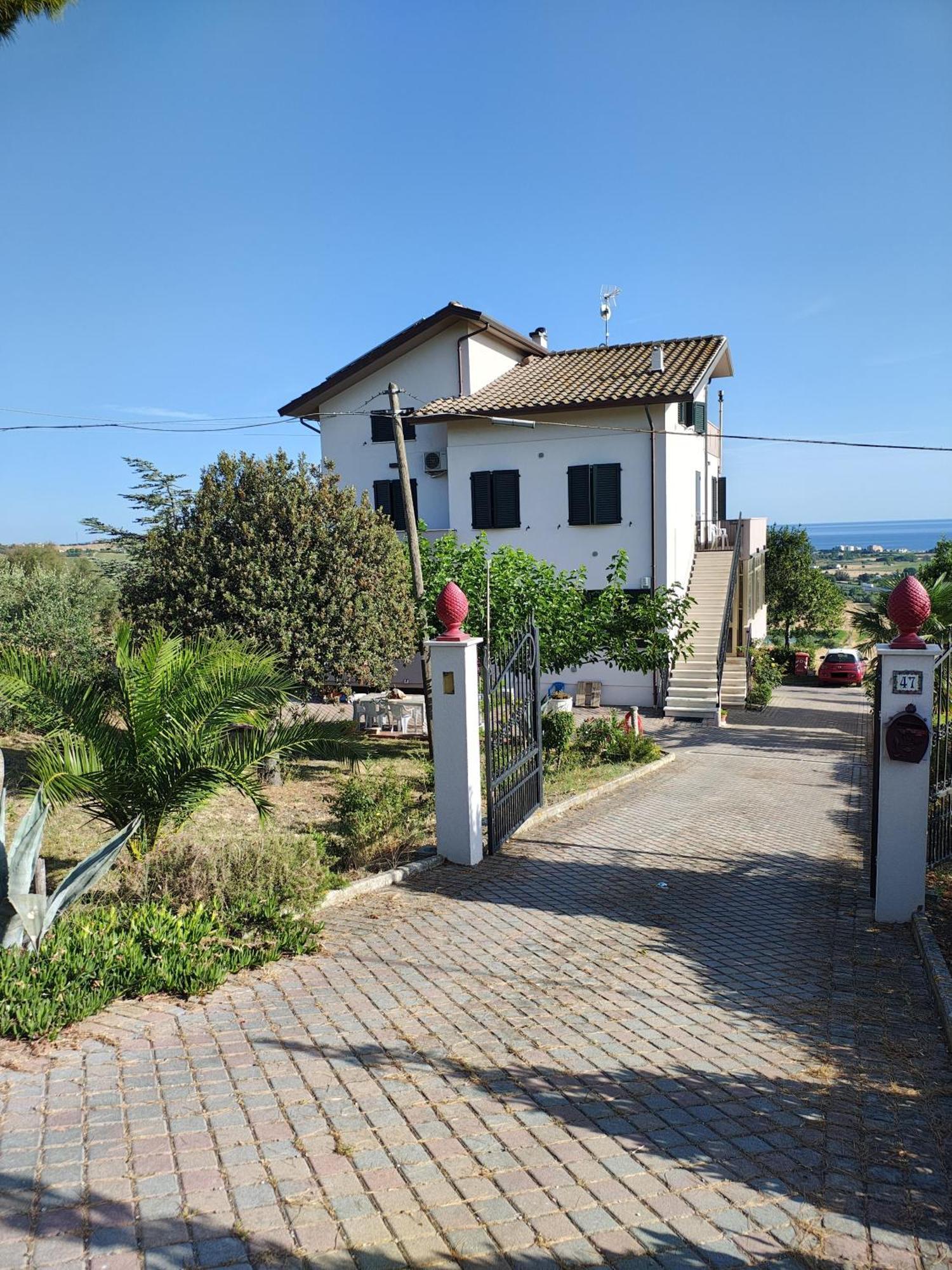 Casa Meris San Costanzo 외부 사진